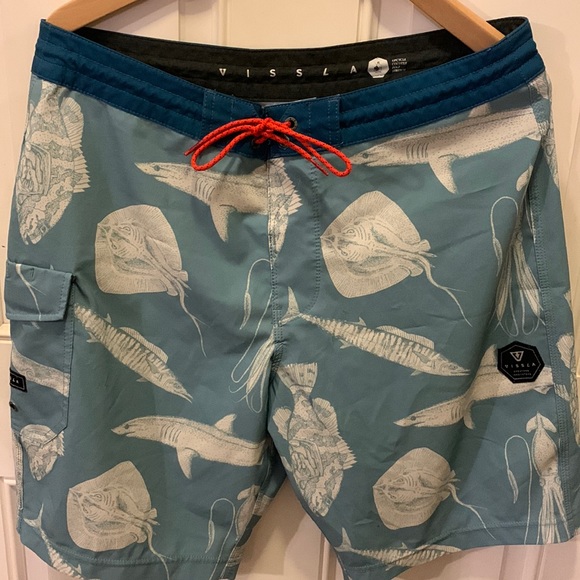 VISSLA Other - Vissla board shorts